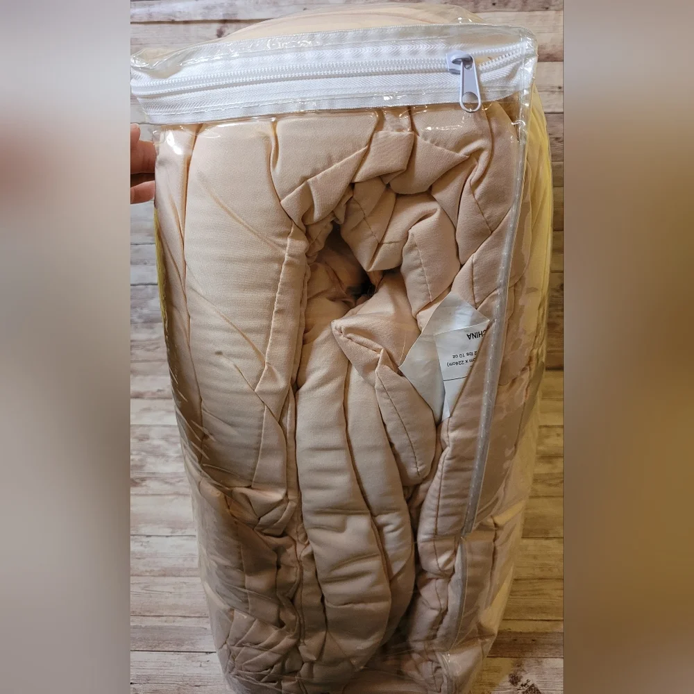 Madison Park Down Alternative Comforter Set Size Larger Full/Queen